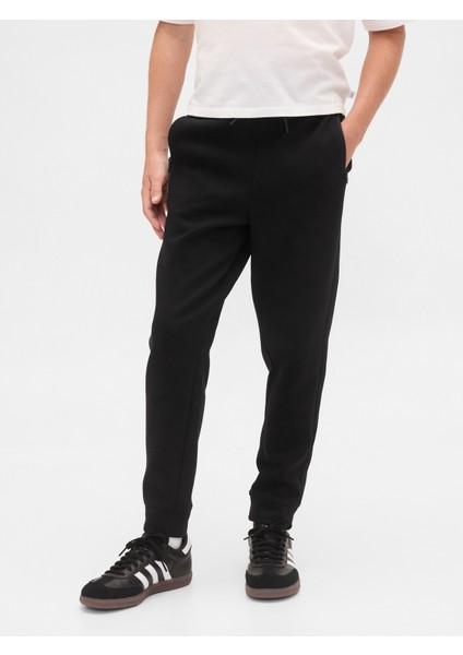 Erkek Çocuk Siyah Gapfit Tech Hızlı Kuruyan Eşofman Altı modelleri