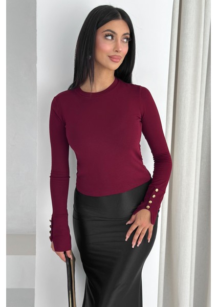 Kadın Bordo Uzun Kollu Bluz – Altın Düğme Detaylı Şık Tasarım fırsatları