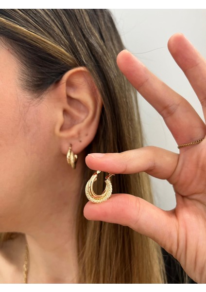 - 14 Ayar Altın Kumlu Çift Halka Yuvarlak Küpe fiyatları