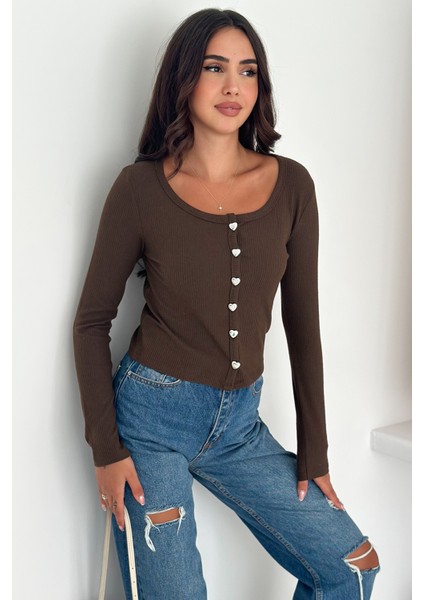 “soft Button” Bluz – Sade Şıklığın Gücü