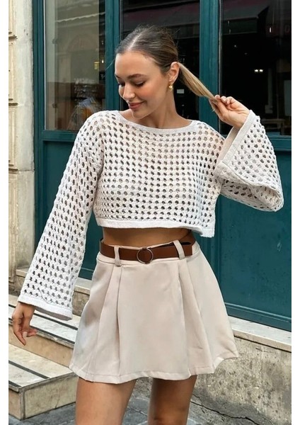Bohem Beyaz Dantel Crop Bluz – Uzun Kollu, Bol Kesim