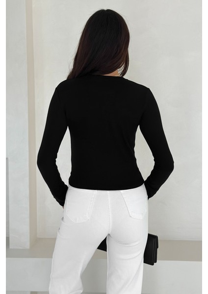 Kadın Bordo Uzun Kollu Bluz – Altın Düğme Detaylı Şık Tasarım fiyatları