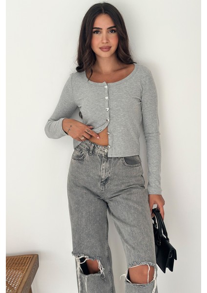 “soft Button” Bluz – Sade Şıklığın Gücü fırsatları