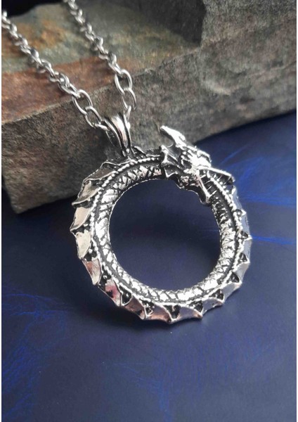 Erkek Kolye Iskandinav Kendini Yiyen Yılan Ejderha Figürlü Kolye fırsatları