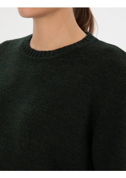 Kadın Koyu Yeşil Comfort Fit Kazak 50316310-VR079