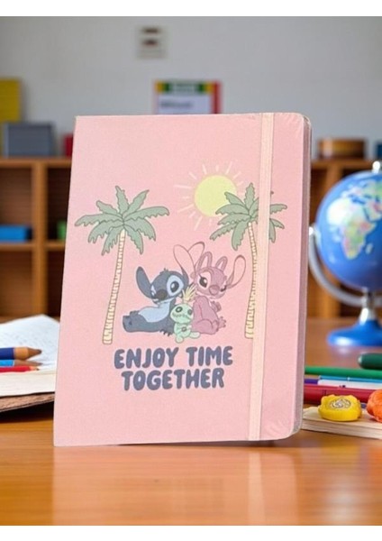 Lisanslı Stitch Enjoy Time Together 80 Yaprak A5 Defter