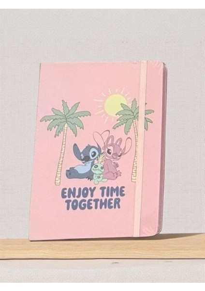 Lisanslı Stitch Enjoy Time Together 80 Yaprak A5 Defter indirimleri