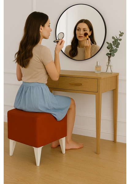 Dekoratif Kare Puf 35X35X45 cm – Kremit Baybface Kumaş, Beyaz Ayaklı Modern Tasarım modelleri