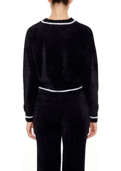 Iki Renkli Tüylü Kazak modelleri