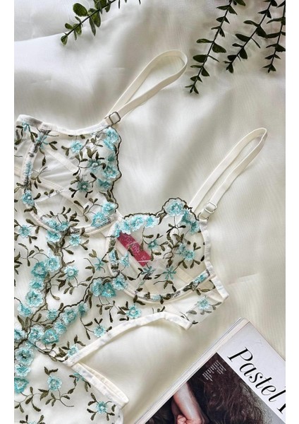 Secretsita Yeşil Çiçek Büyük Desenli Bodysuit fiyatları