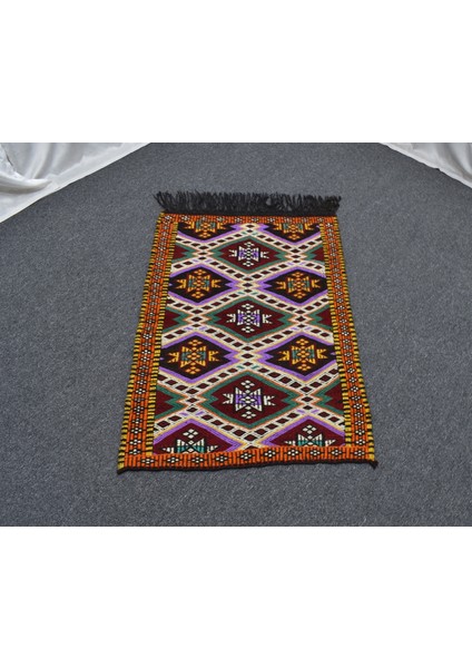 Yeni El Dokuma Nadir Çumra Yörük Yün Kilim 6300 indirimleri