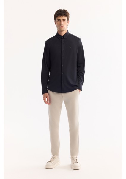 Erkek Siyah Klasik Yaka Hızlı Kuruyan Non-Iron Slim Fit Gömlek A52Y2122 indirimleri
