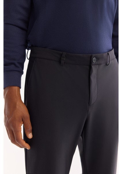 Erkek Lacivert Bi-Stretch Teknik Kumaş Slim Fit Pantolon A52Y3209 modelleri