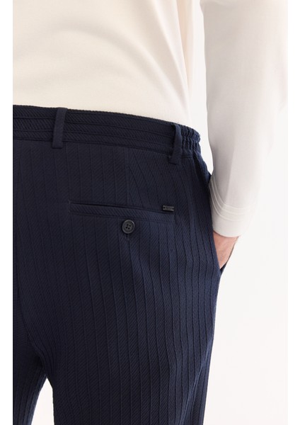 Erkek Lacivert Yanı Lastikli Bi-Stretch Hafif Çizgili Slim Fit Pantolon A52Y3204 modelleri