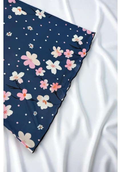 Çiçek Desenli Mavi Askılı Gecelik