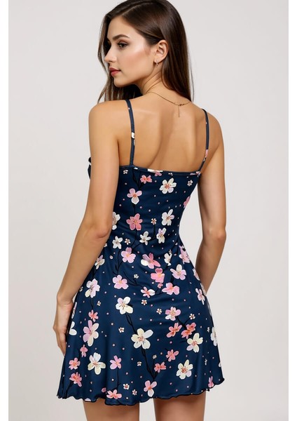 Çiçek Desenli Mavi Askılı Gecelik