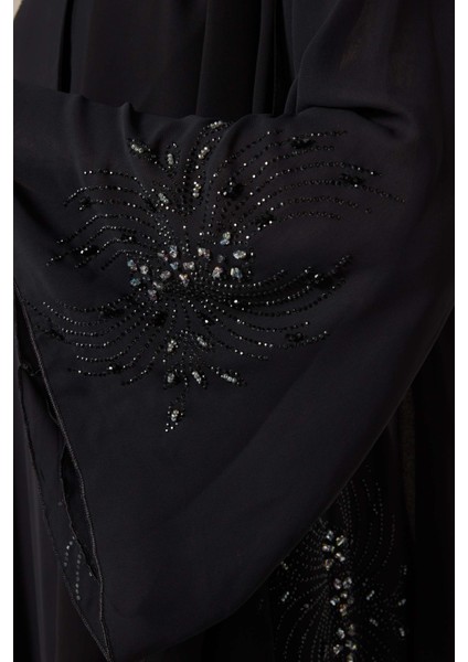 Şifon Çoktaşlı ve Boncuk Süslemeli Abaye ile Şıklığı Yakalayın indirimleri