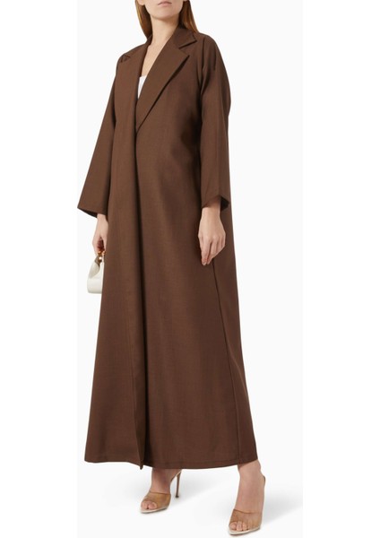 Konforlu Pamuk Ipek Abaya Şık Tasarım ve Modern Kesim ile Göz Alıcı Siluet Sunuyor fiyatları