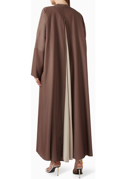 Şıklığı ve Zarafeti Yansıtan 3 Parça Abaya Seti ile Modest Moda Deneyimi modelleri