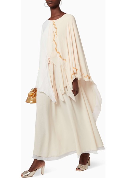 Etkileyici Dantel Detaylı Şifon Elbise ile Şık ve Zarif Görünüm fiyatları