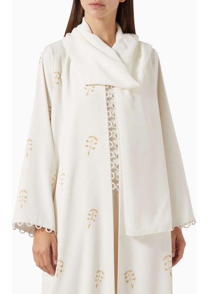 Şık Georgette Abaya ile Konforu ve Modern Tarzı Bir Arada Yaşayın fırsatları