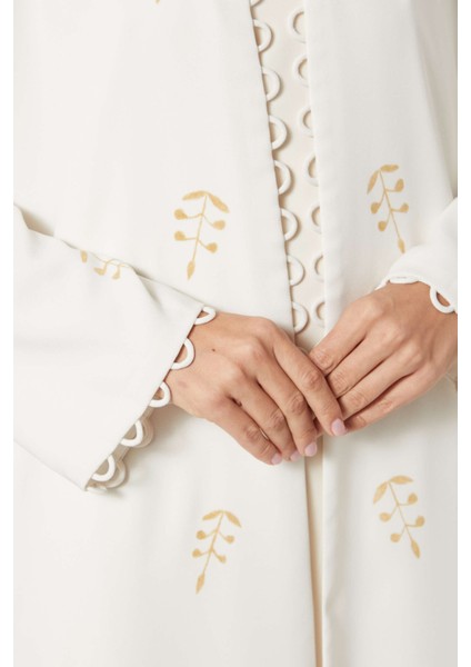 Şık Georgette Abaya ile Konforu ve Modern Tarzı Bir Arada Yaşayın indirimleri