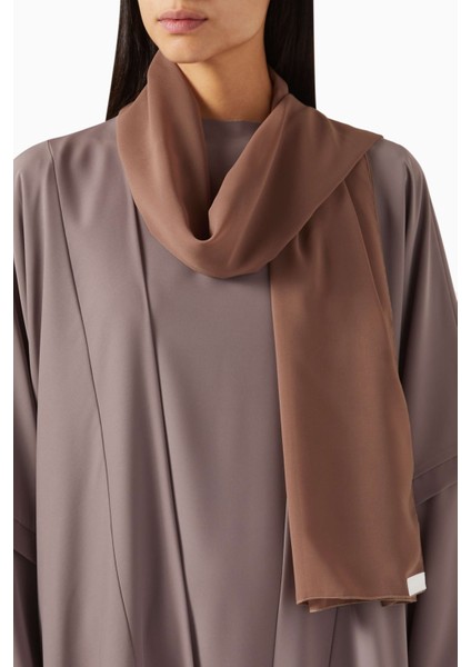 Şıklığın Zirvesinde Üç Parça Abaya Seti Konforlu Kumaş ve Modern Tasarım ile indirimleri