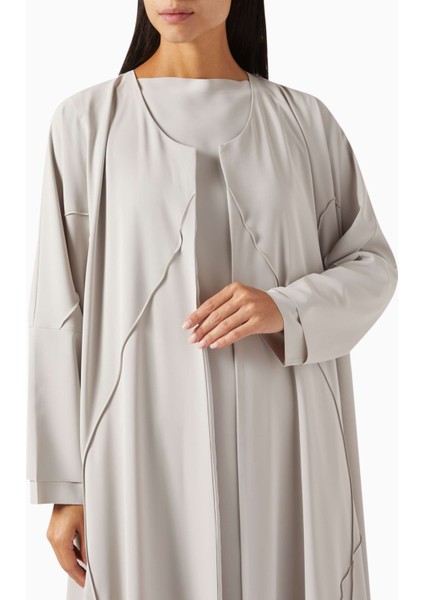 Şık ve Modern 3 Parçalı Abaya Seti ile Rahat Şıklık Yakalayın