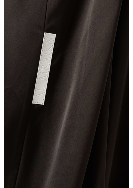 Şıklığı Yansıtan 3 Parça Abaya Seti Modern Moda ve Zarafet Için Ideal Seçim