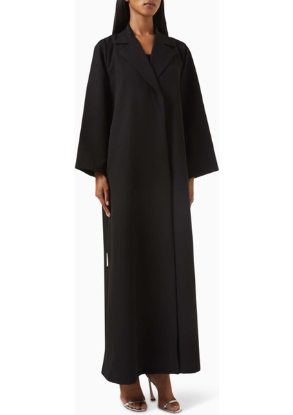 Şık Uzun Kollu Abaya Rahat Silhoutesi ile Günlük ve Özel Günler Için Ideal Tasarım