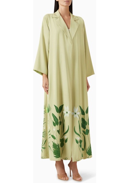 Ikonik Işlemeli Georgette Abaya Şıklığı ile Konforun Buluştuğu Tasarım