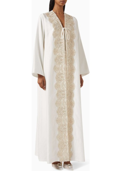 Zarif Boncuk Işlemeli Abaya ile Günlük Veya Akşam Şıklığına Hızla Ulaşın