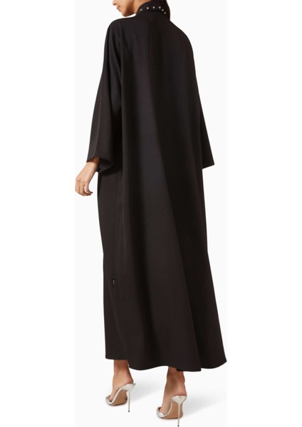 Zarif Detaylı Abaya Özgün Tasarımıyla Şıklığı ve Rahatlığı Bir Arada Sunuyor modelleri