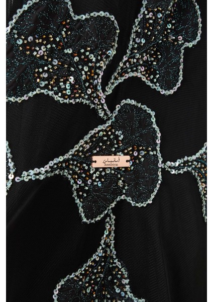 El Yapımı Tül Abaya ve Uyumu Sheila ile Her Ortama Uygun Şıklık ve Konfor indirimleri