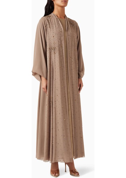 Şık Sequin Süslemeli Abaya Takımı ile Her Ortama Uygun Şıklık ve Rahatlık