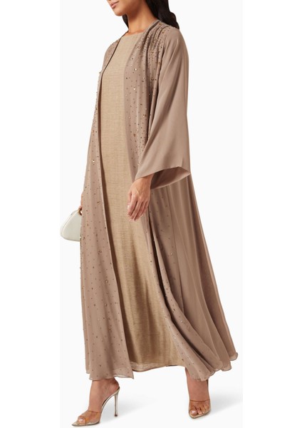 Şık Sequin Süslemeli Abaya Takımı ile Her Ortama Uygun Şıklık ve Rahatlık fiyatları