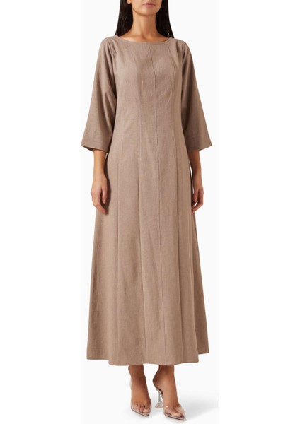 Modern Abaya ve Elbise Seti ile Şık ve Rahat Tarzınızı Yansıtın fırsatları