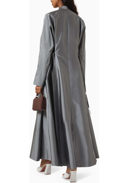 Şık ve Rahat Işlemeli Uzun Kollu Abaya Tasarımı ile Günlük Şıklığınızı Yükseltin modelleri