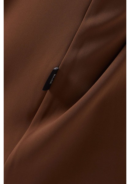 Rahat Yapısı ile Notch Yaka Abaya ve Sheila Kullanışlı ve Şık Seçenek indirimleri