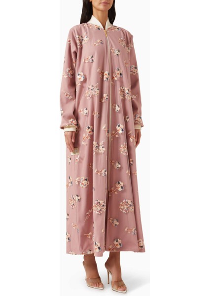 Çiçek Desenli Fermuarlı Abaya Modeli ile Şıklığınızı Yükseltin