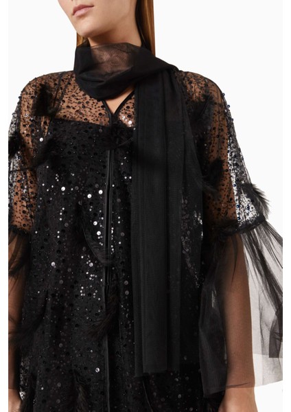 Şık Organza Abaya Ile Parlak Payet Detayları ve Sheila Hediye Kendi Tarzınızı Yansıtın fırsatları