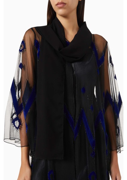 Şık Tül Abaya Kristal Detaylarla ve Özel Kesim Tasarımıyla Rahat Kullanım Için Ideal fırsatları