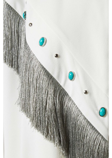 Şıklığı Yansıtan Süslemeli Fringeli Abaya ve Sheila Takımı indirimleri