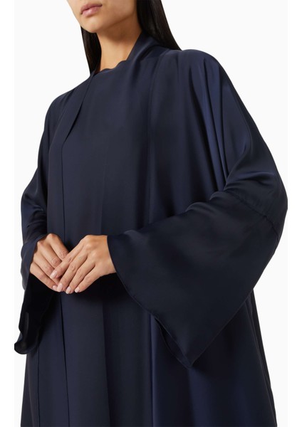 Şık ve Yüksek Kalite Üç Parçalı Ipek Abaya Seti ile Zarafet Kazanın indirimleri