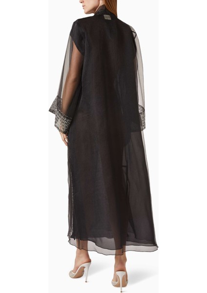 Sıcak Yaz Günleri Için Ince Tül Abaya Seti ile Şık ve Rahat Giyinme Seçenekleri modelleri