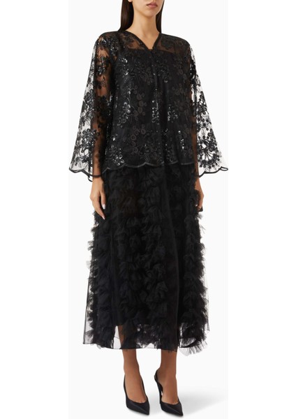 Romantik Dantel Rıhtımlara Sahip Mükemmel Şıklıkta Tül Abaya