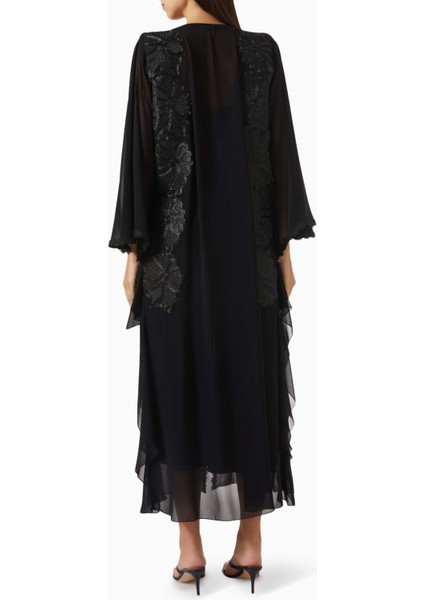 Şifon Dentelle Dantel Abaya Zarif Tasarım ve Parlak Aksesuarlarla Özel Şıklık modelleri