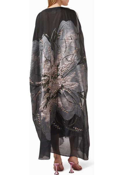 Şık Dantel Detaylı Organze Abaya ile Günlük Zarafetinizi Yükseltin modelleri