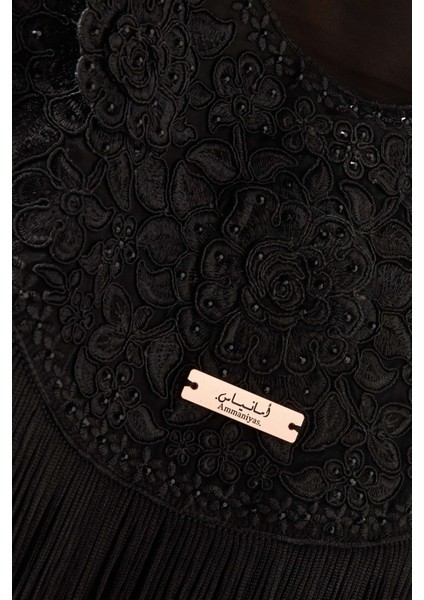 Kristal Payetli Çizgili Abiye Elbise Şifon Tasarım ile Zarif ve Rahat Şıklık indirimleri