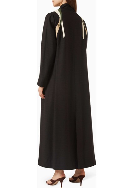 Şık Dikişli Abiye Kap Sade ve Fonksiyonel Tasarımla Modern Kadınlar Için Ideal Seçim modelleri